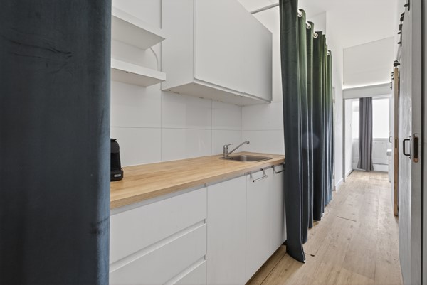 Photo - For rent: Ceintuurbaan 214H, 1072 GD Amsterdam
